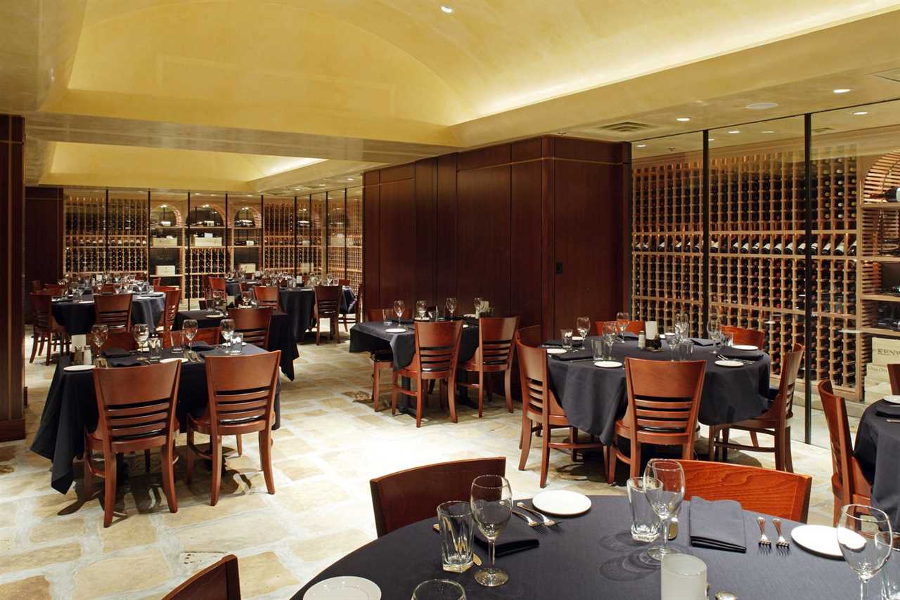 Sullivan's Steakhouse and Eddie Merlot's Honored Among 2025 Wine Spectator Award Winners