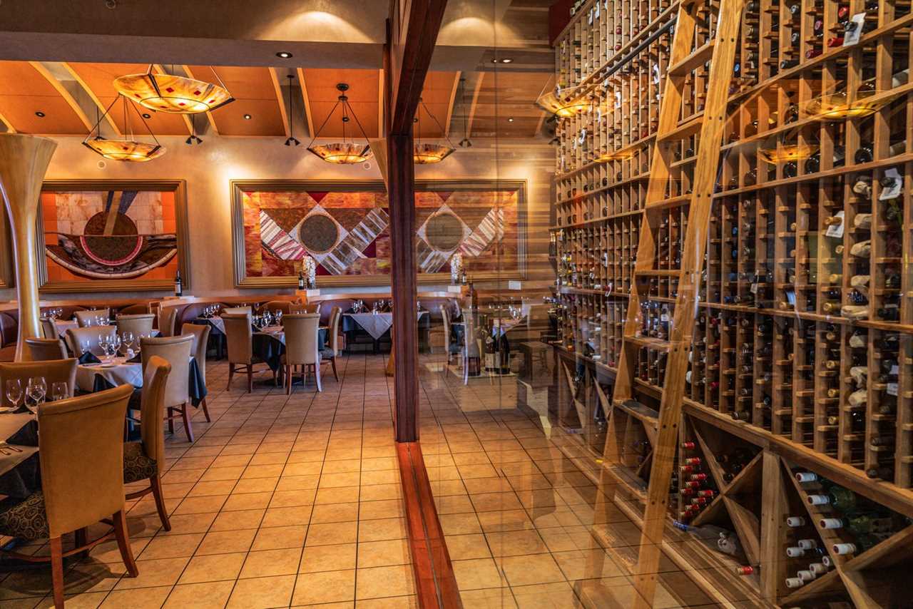 Sullivan's Steakhouse and Eddie Merlot's Honored Among 2025 Wine Spectator Award Winners
