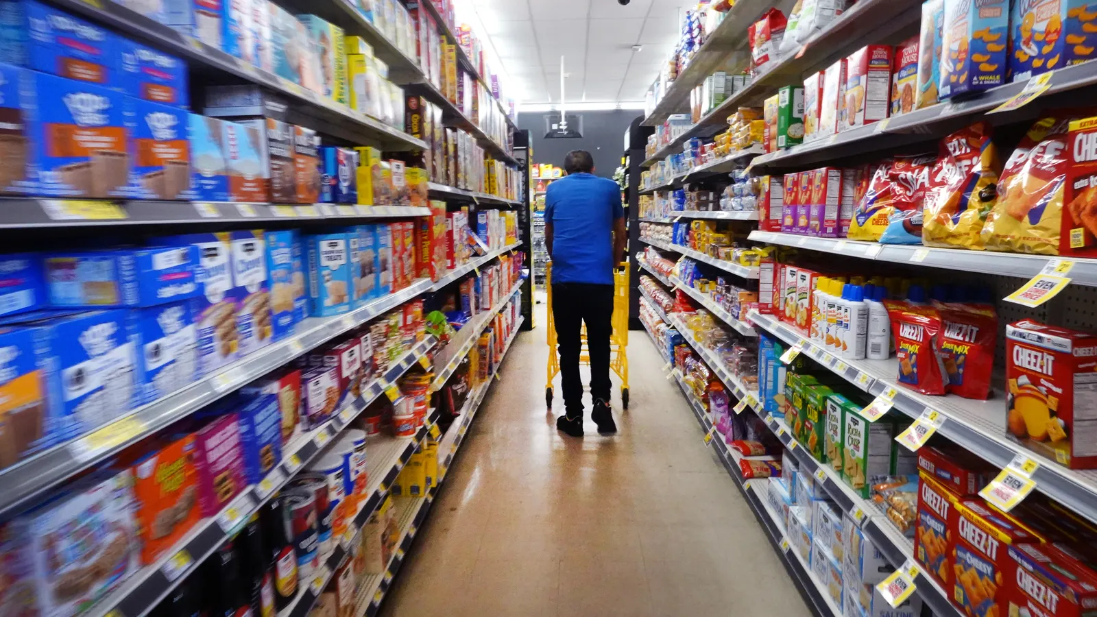 Consumer sentiment edges up on expectations inflation will cool