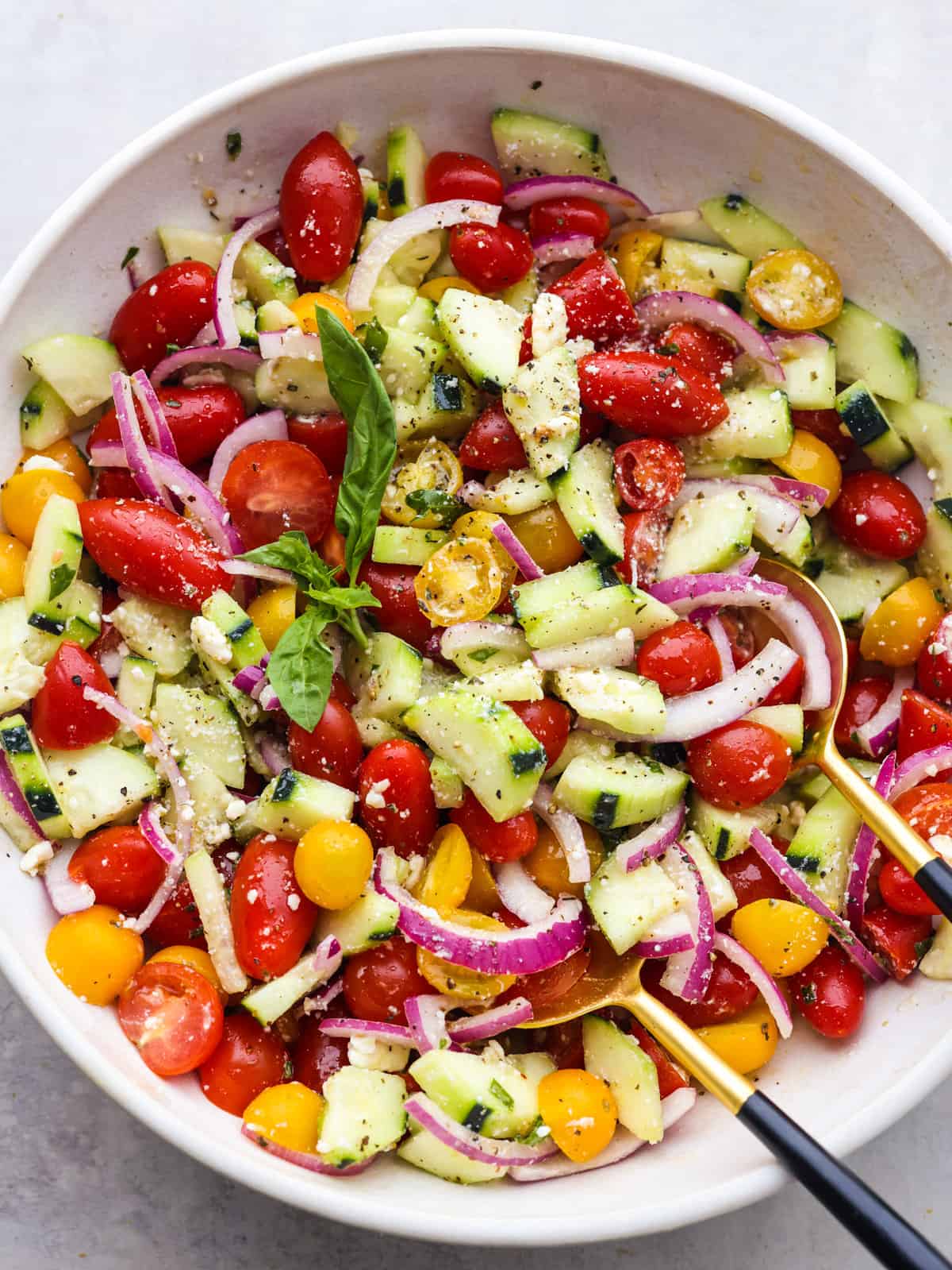 Crunchy Cucumber and Bell Pepper Salad
