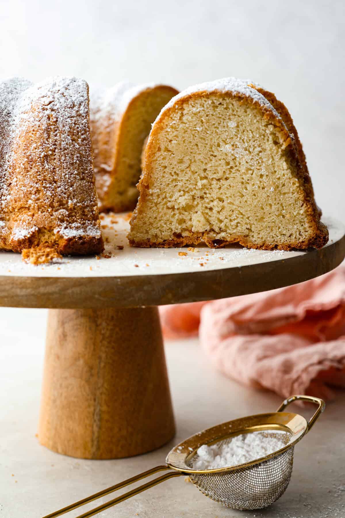 Traditional Sour Lotion Extra Pound Cake