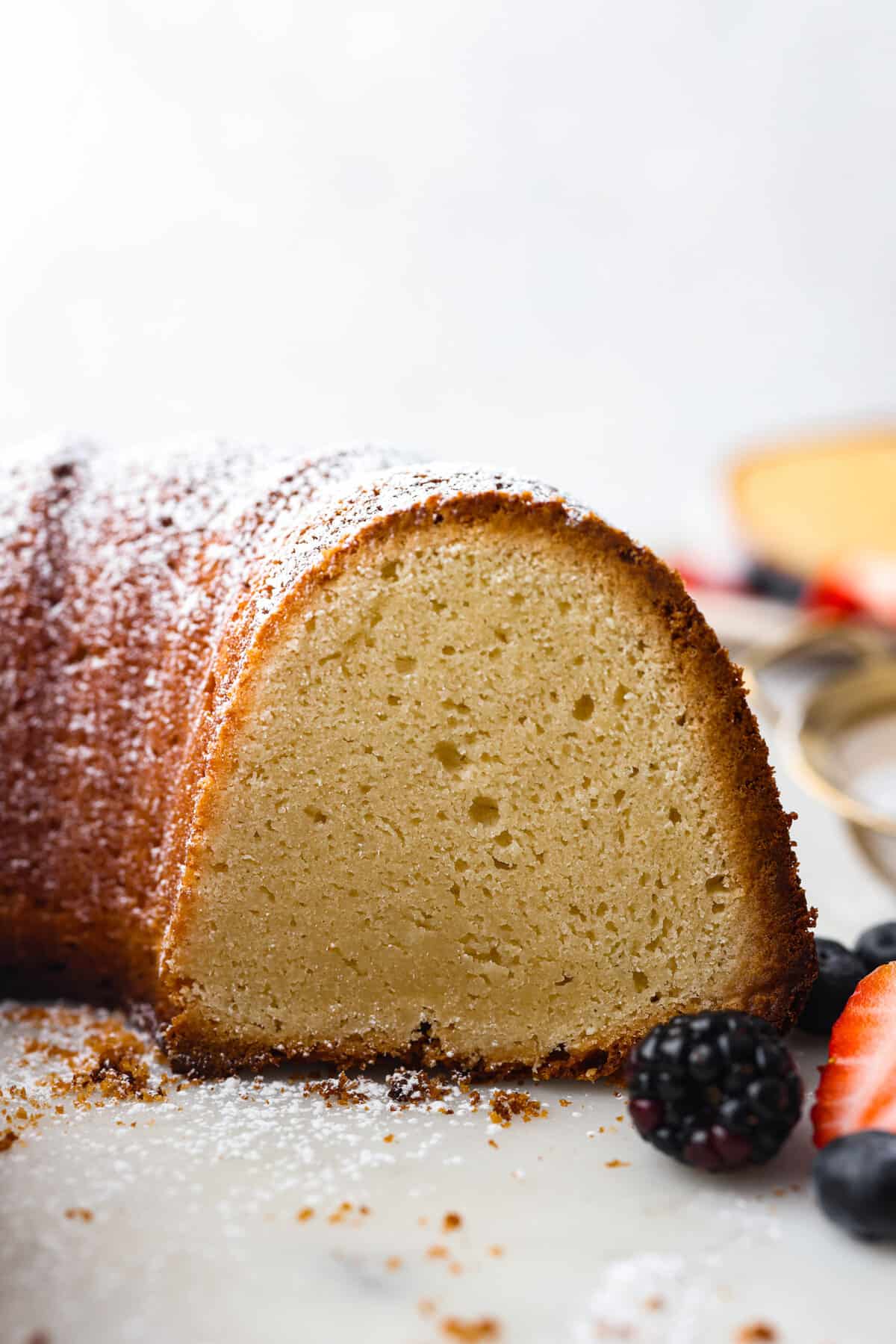 Traditional Sour Lotion Extra Pound Cake