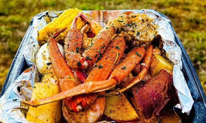 Restaurant Franchise News from Moxies, The Smoking Crab, SAMBAZON, and More!