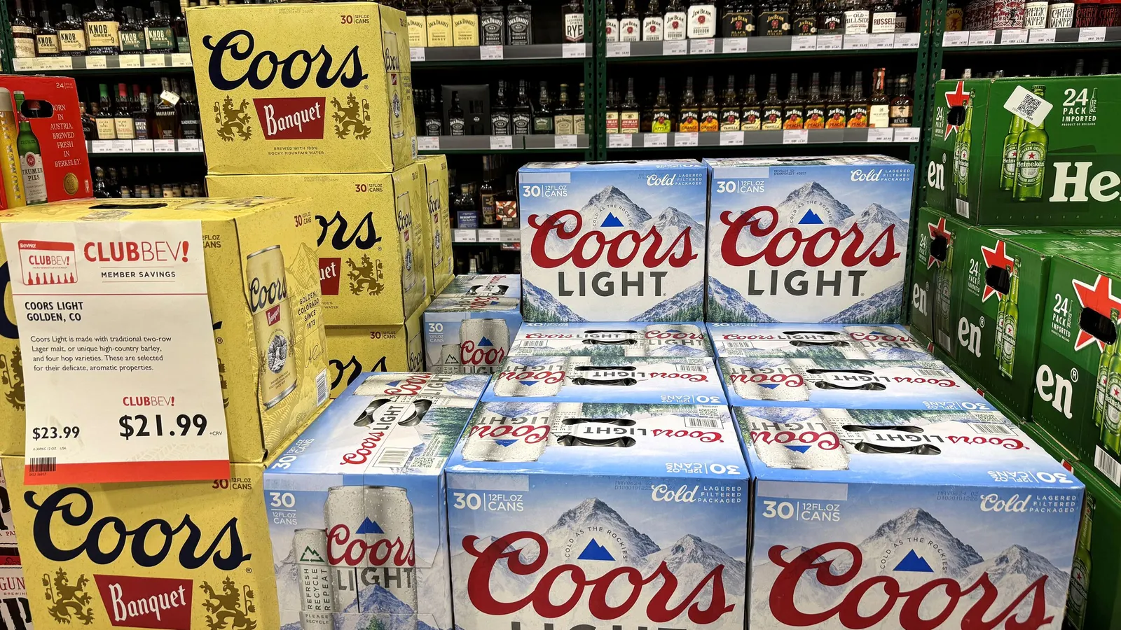 Molson Coors promotes company insider to CEO