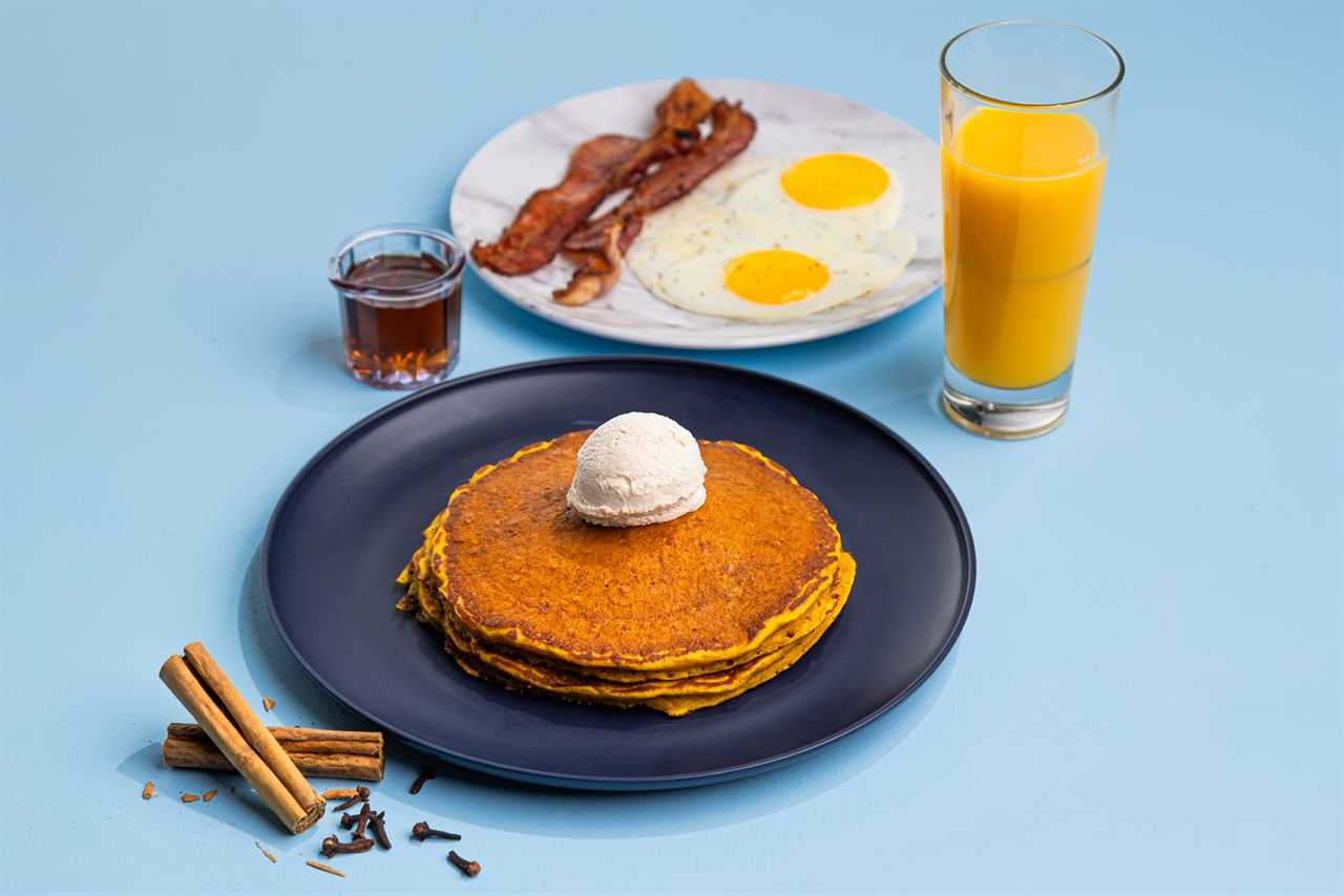 Polly's Pies Celebrates The Season With Heartwarming Fall Specials Polly's Pies Pumpkin Pancakes