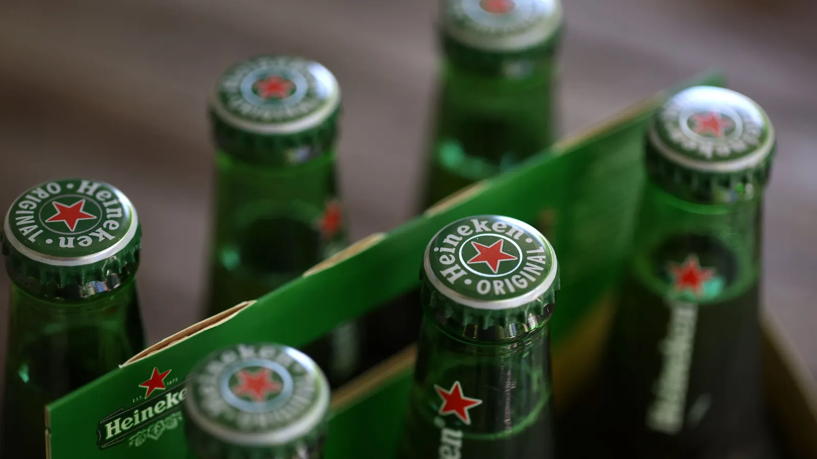 Heineken cuts 400 jobs as brewer restructures global headquarters