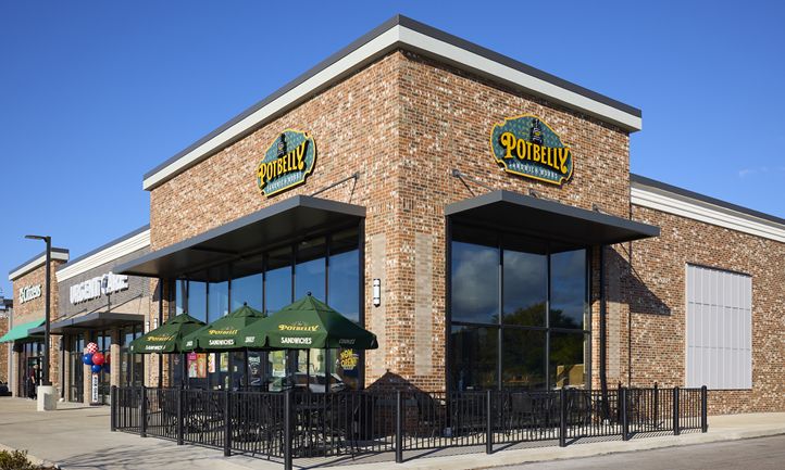 Taco Bell and 19 More Restaurant News Headliners of the Past Week