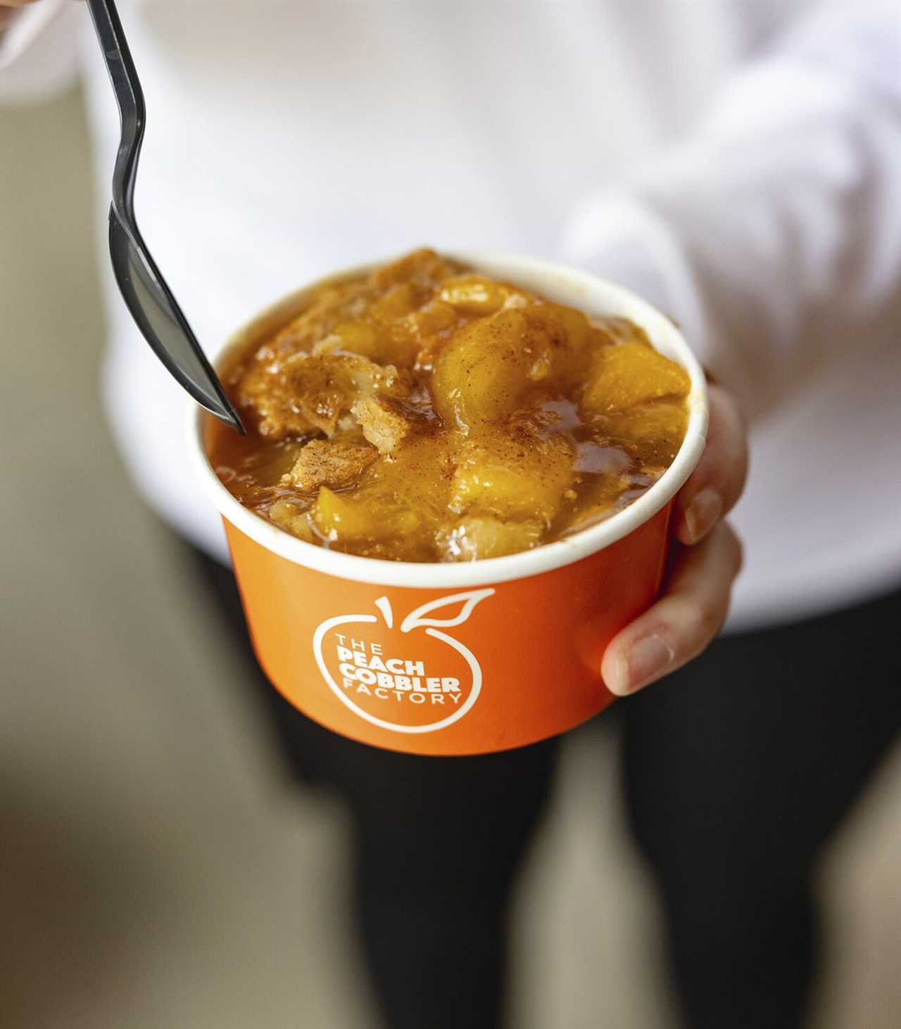 The Peach Cobbler Factory Accelerates National Expansion with New Charleston, South Carolina Location