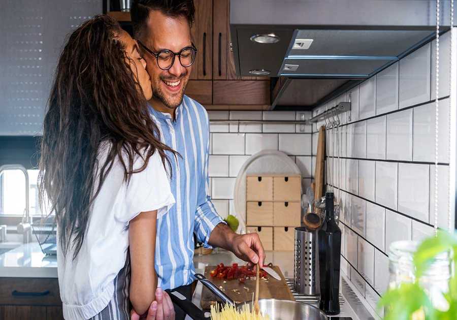 Valentine's Day Date Night Ideas for Pairs: Why Married Couples Are Skipping Restaurants and Food Preparation With Each Other Instead