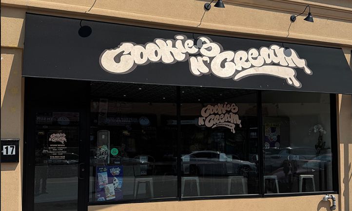 Mountain Mike's Pizza and 19 More Restaurant News Headliners of the Past Week