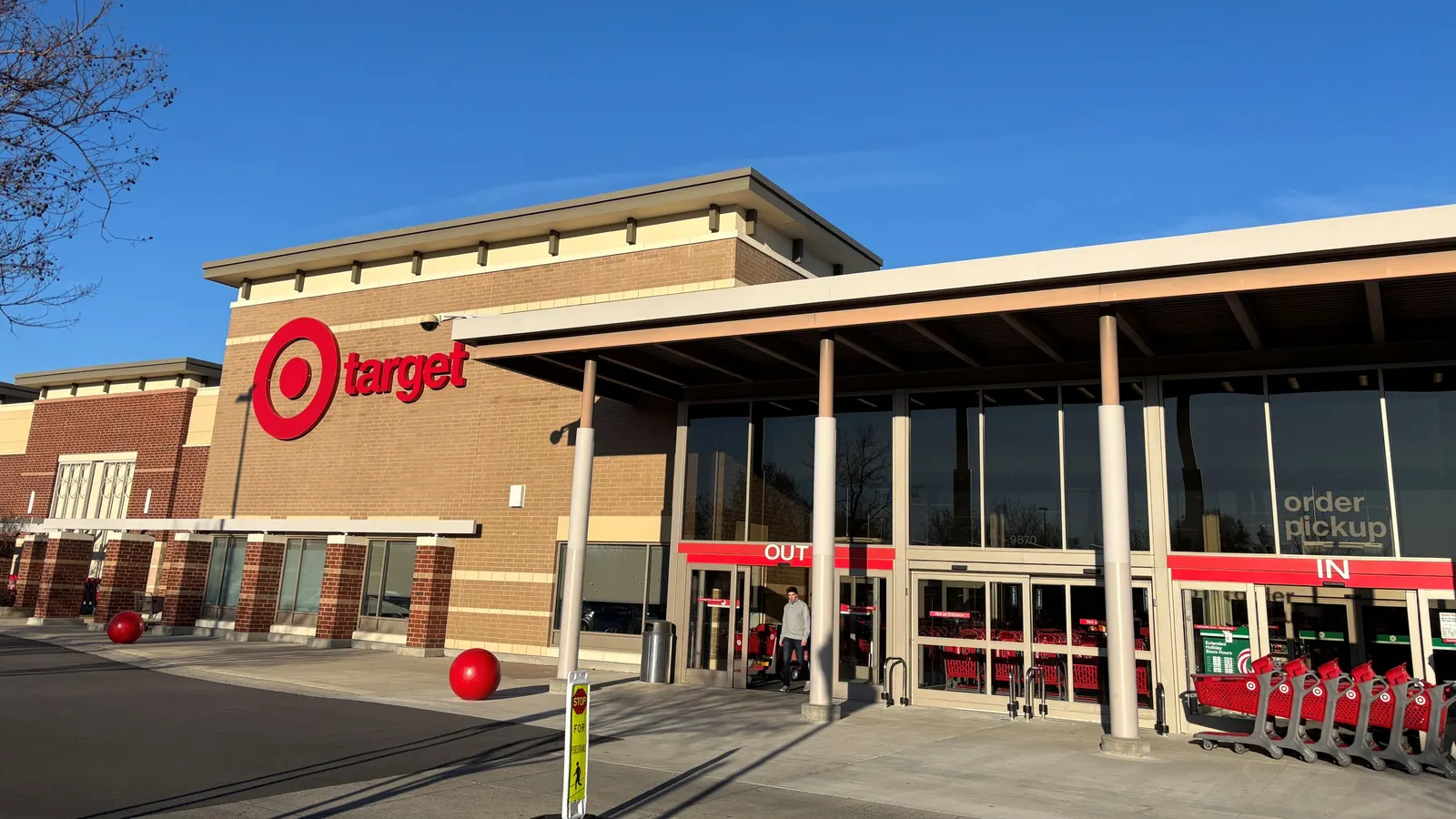 Target to stop carrying cereals with synthetic colors