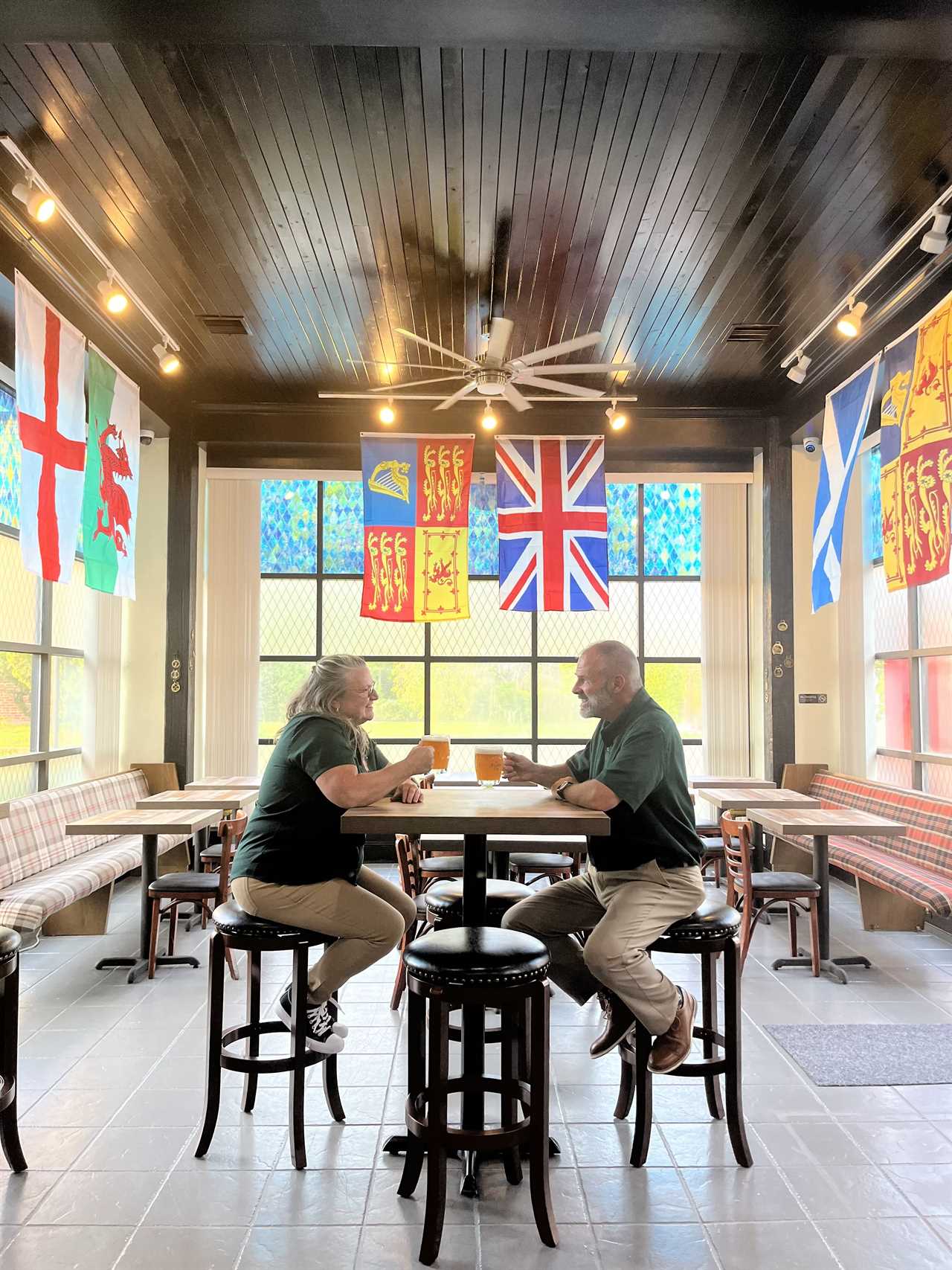 No Fiddlin' Around: Authentic British Bar Experience Consists Of No Tipping