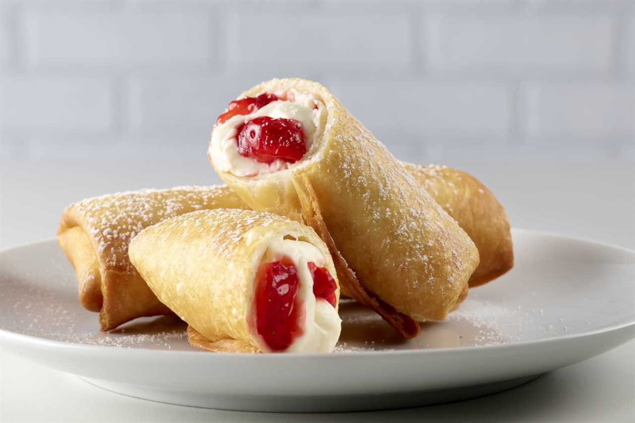 Perkins Strawberry Freshtival Returns With a New Chocolate-Covered Strawberry Cold Brew