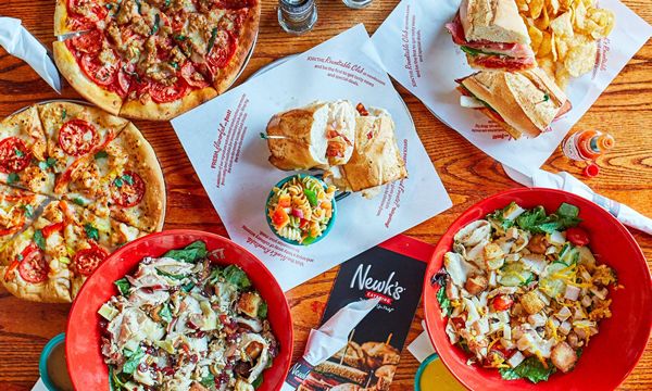 May Restaurant Deals for Mother's Day, Memorial Day, National Hamburger Day, and More!