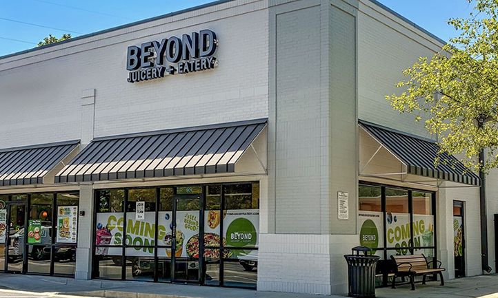 Restaurant Franchise News from JINYA Ramen Bar, Beyond Juicery + Eatery, Paris Baguette, and More!