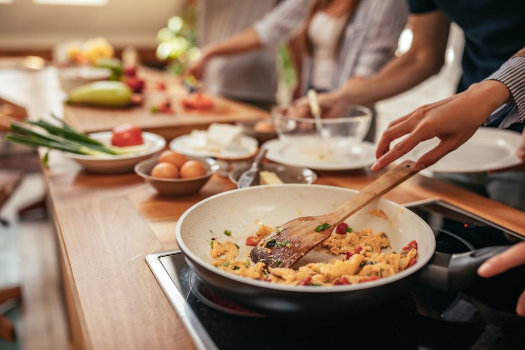 Why Meal-Time Hacks Are Reshaping Convenience Food