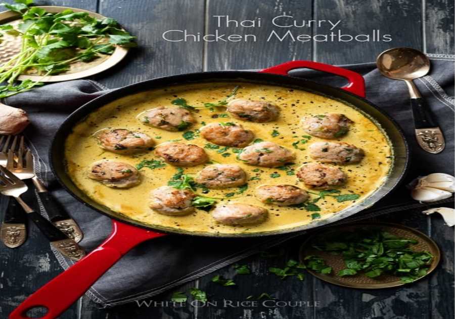 Thai Hen Meatballs in Curry Sauce