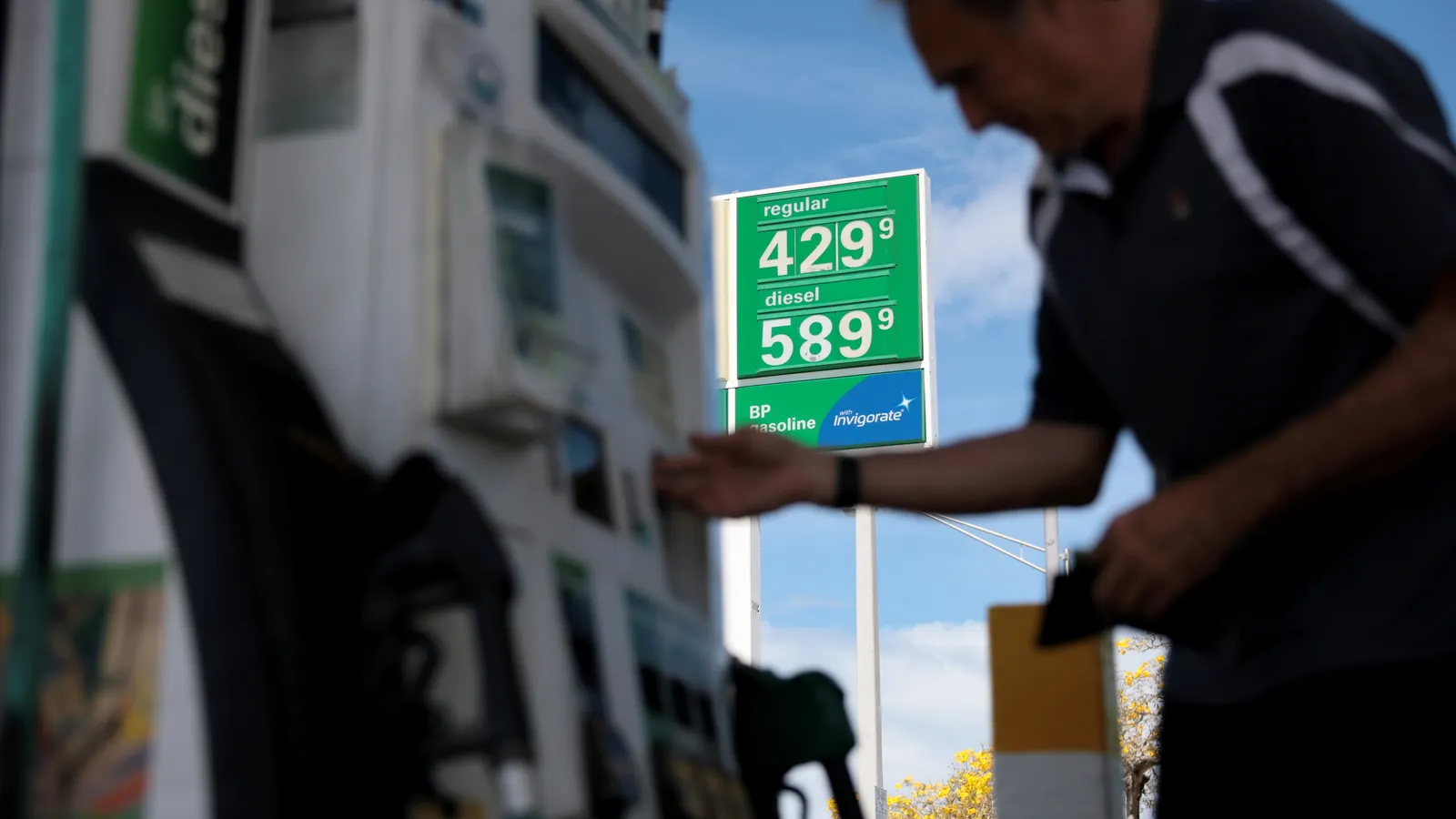 How surging gas prices are impacting grocery