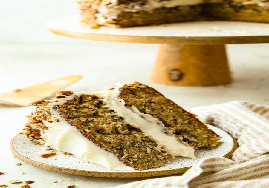 Traditional Hummingbird Cake