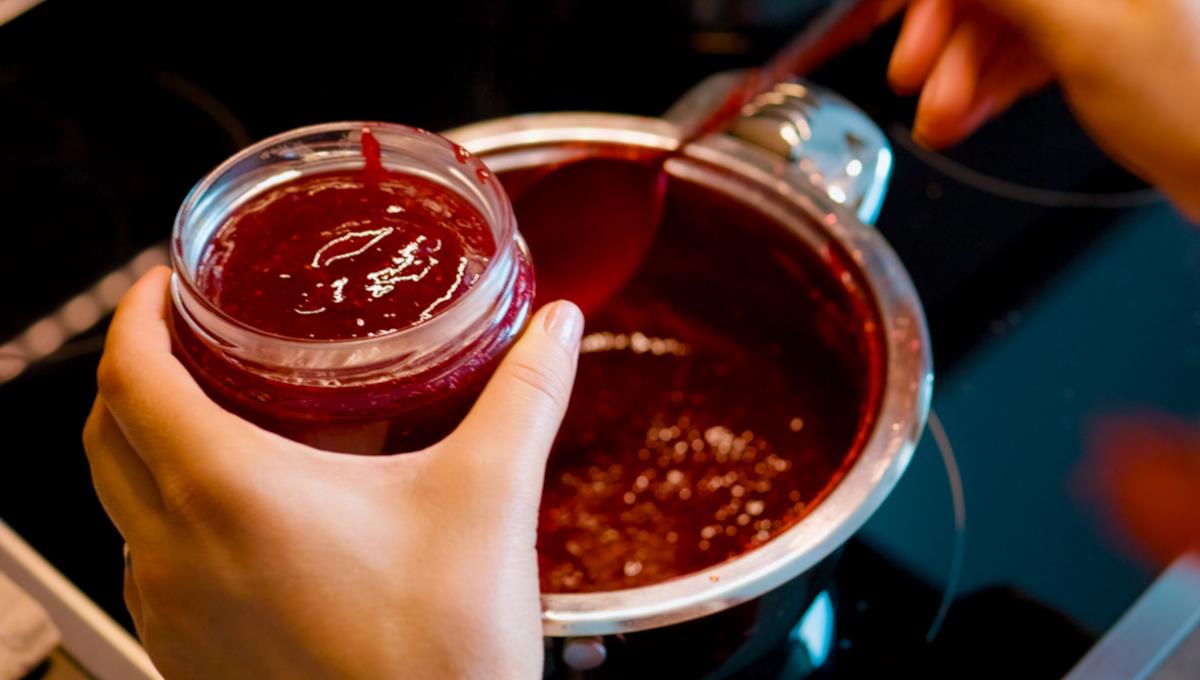 Home canning season is here: Follow safe practices to avoid botulism and other foodborne illnesses