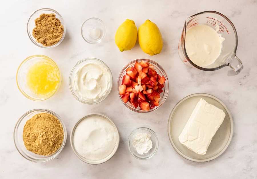 No-Churn Strawberry Cheesecake Gelato