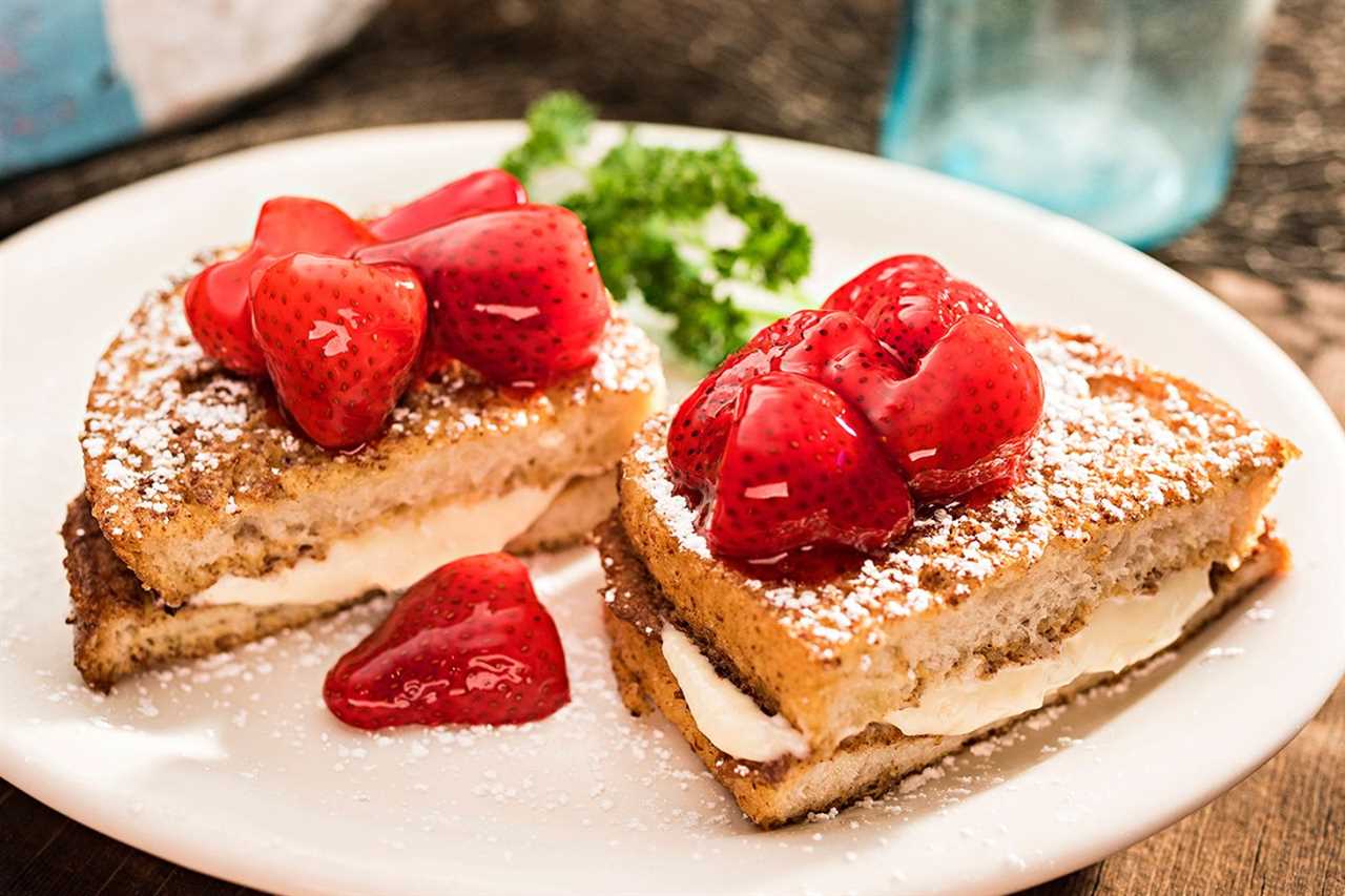 Huckleberry's Breakfast & Lunch Strawberry Stuffed French Toast Huckleberry's Breakfast & Lunch Makes Oregon Debut in Gresham