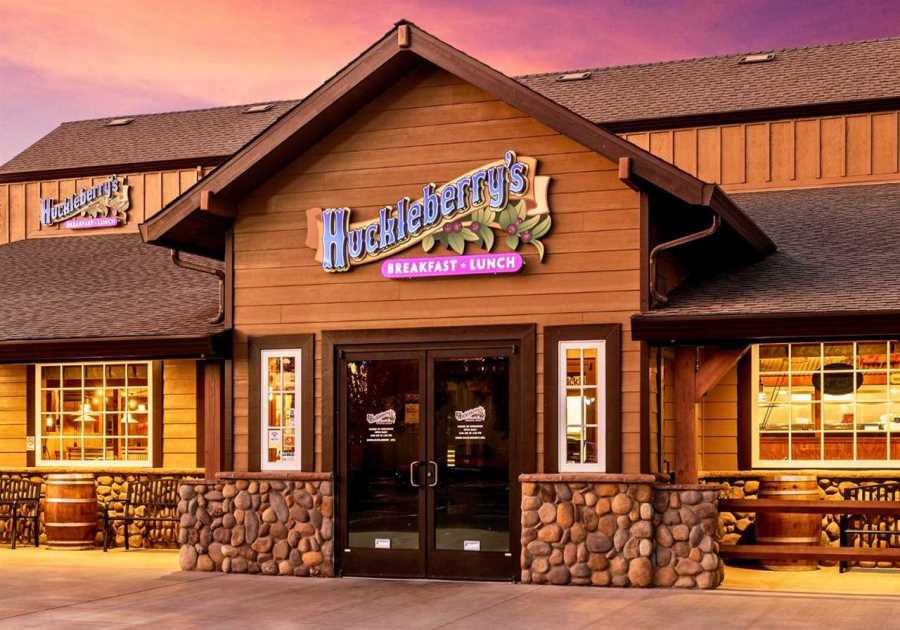 Huckleberry’s Breakfast & Lunch Makes Oregon Debut in Gresham
