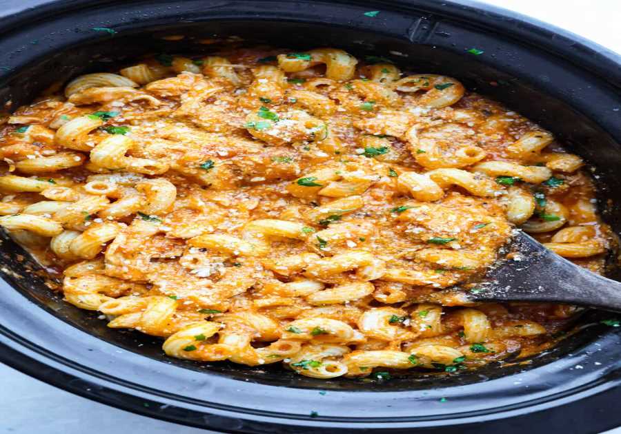 Crockpot Creamy Poultry Pasta