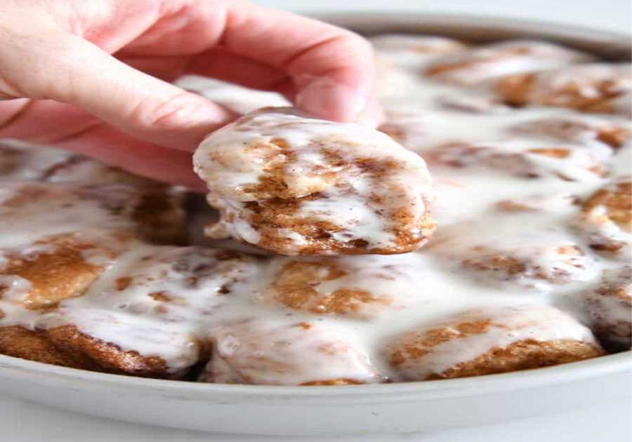 Easy Fluffy Cinnamon Roll Bites