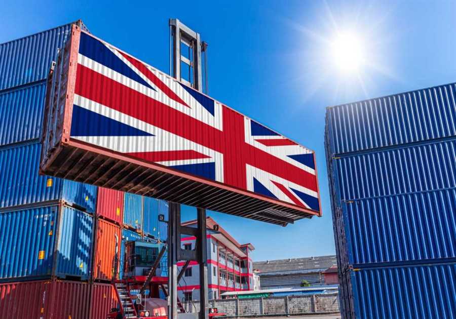 UK industry issues trade “deficit” warning as exports slide