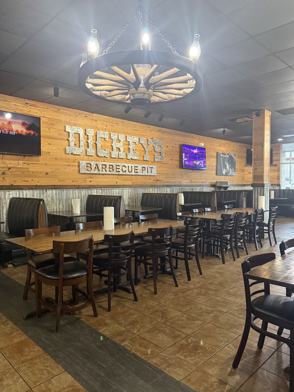 Back on the Coast! Dickey's Barbecue Pit Reopens in Gulfport, MS, Serving Up Legit. Texas. Barbecue. Once Again