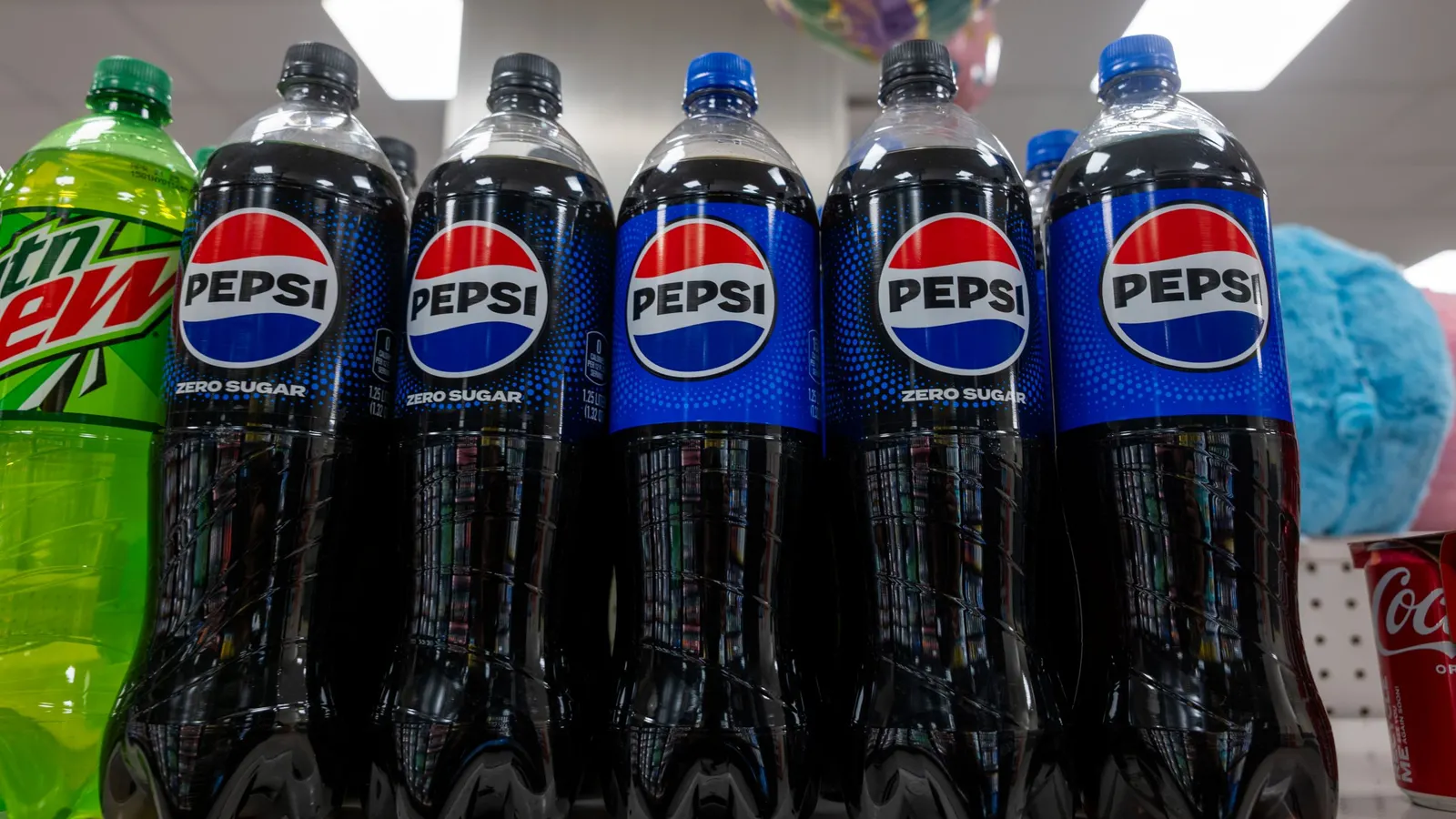 PepsiCo shutters Tennessee bottling plant amid soda slump